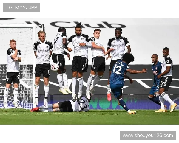 法甲赛季关键比赛解析：决定积分走势与排名格局的焦点战