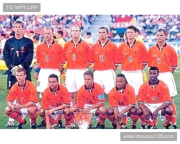 聚焦1998年世界杯德国队7号莫勒的中场传奇与战术核心地位解析